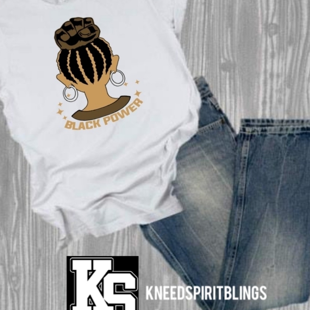 Black Power Bun Tee‎